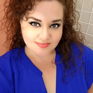 Meet your Posher, Natalie